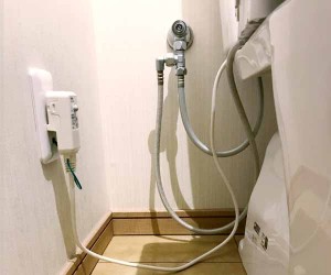 トイレの水の止め方_トイレ止水栓